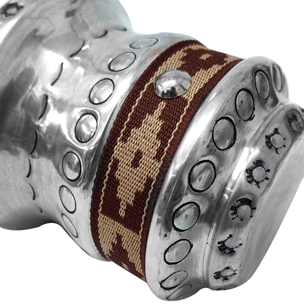 MAT614 MATE DE ALUMINIO CINCELADO CON GUARDA - Imagen 2