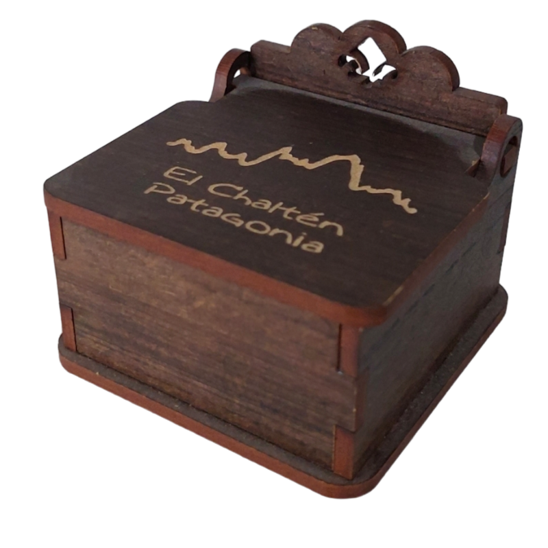 MAD325 CAJA CHICA MADERA GRABADO LASER