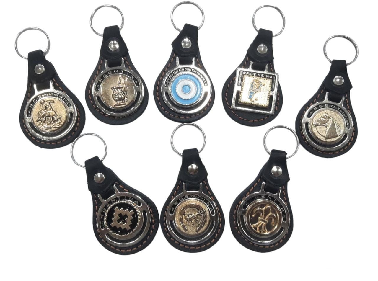 LLC053 LLAVERO CUERO TEÃ‘IDO C/APLIQUE METALICO