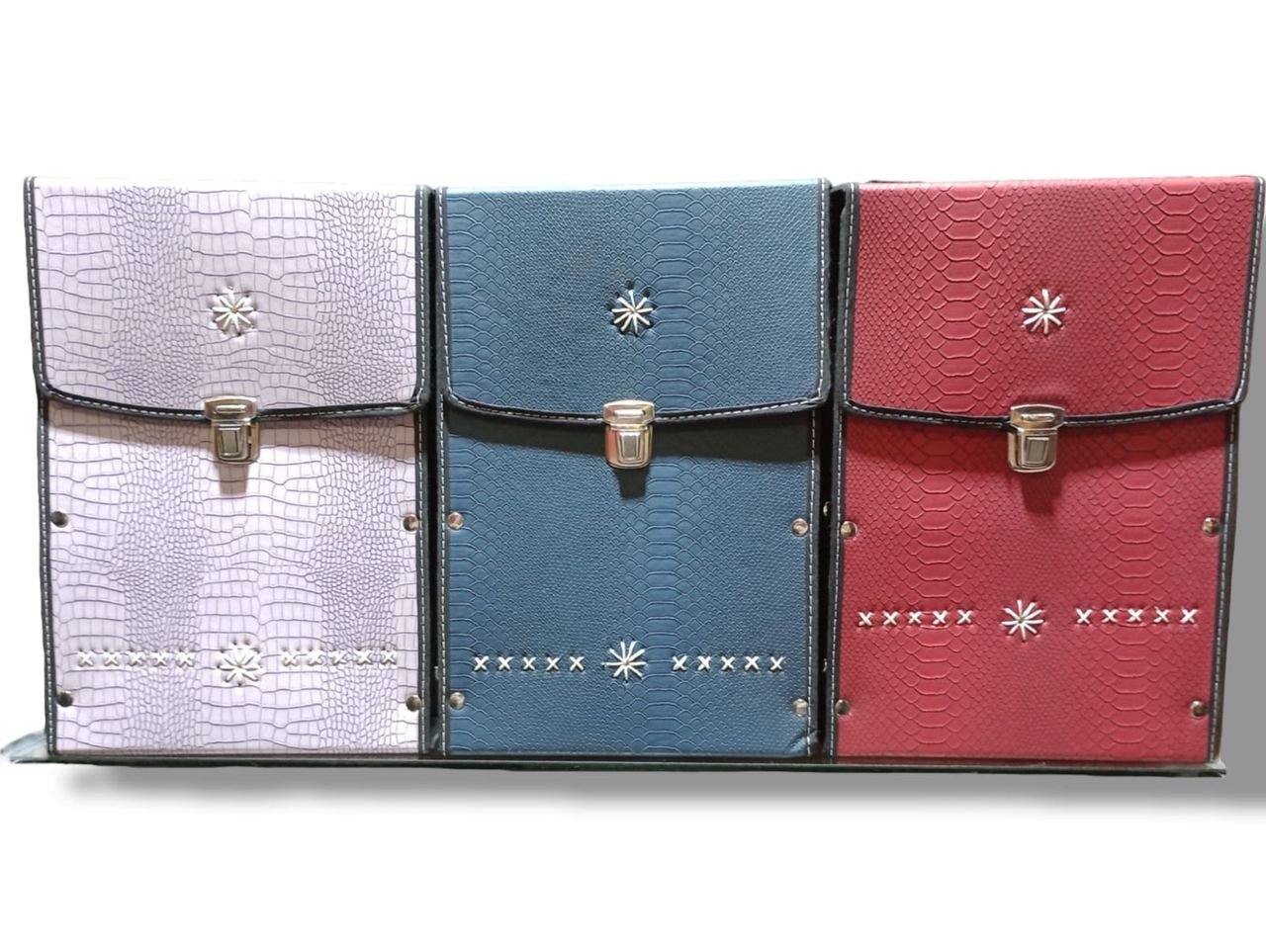 BAG061B BOLSO RIGIDO CUADRADO BOA