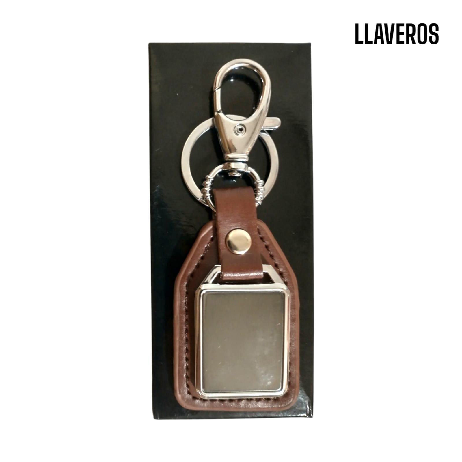 EXC012 LLAVERO CON ECOCUERO Y METAL