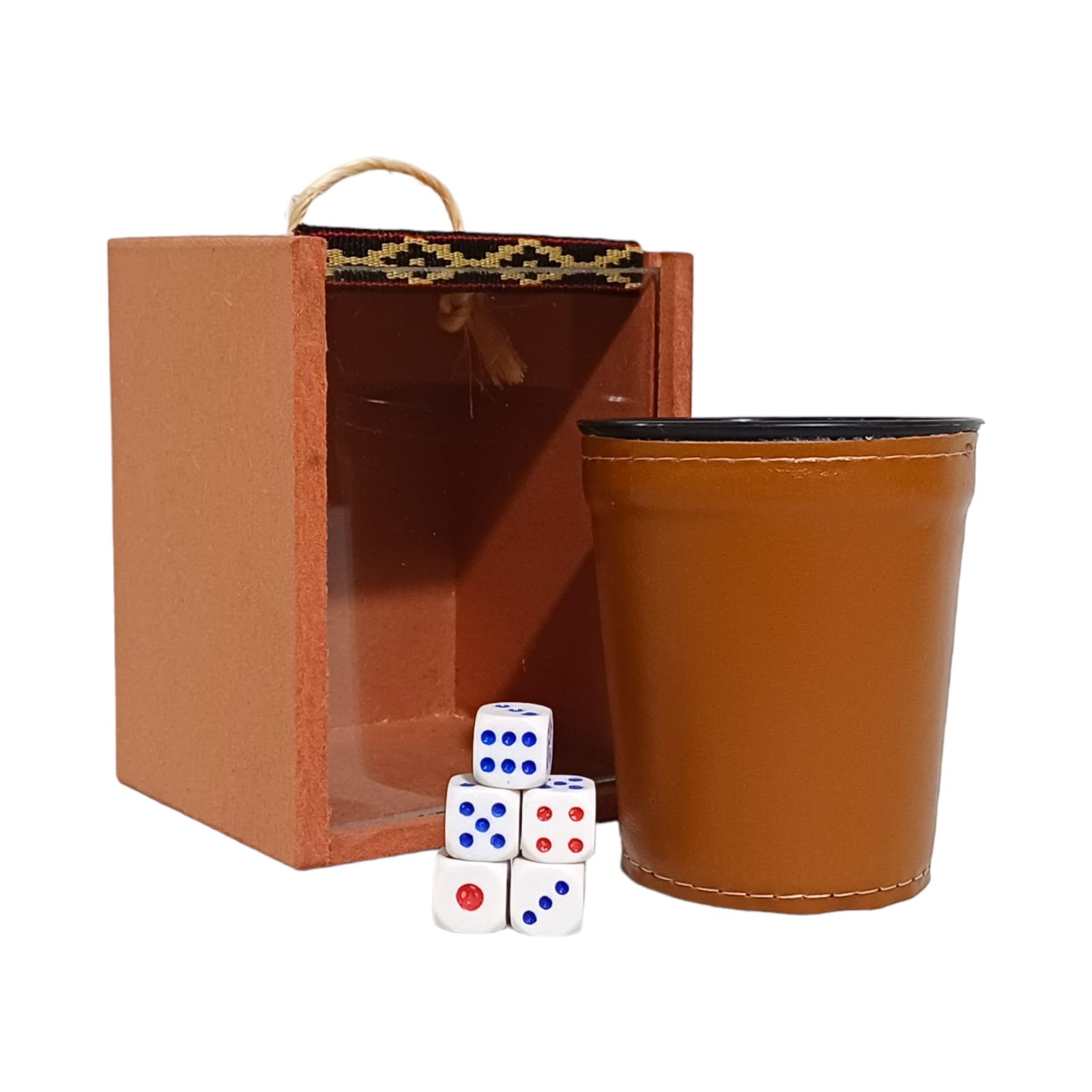SET DE CAJA C/GENERALA CUERO Y DADOS MAD701C